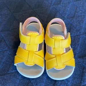 See Kai Run Sandals, yellow, toddler girls, 4